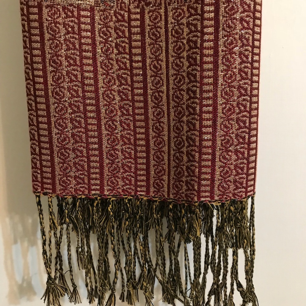 Italian Scarf - Picture 3 of 6